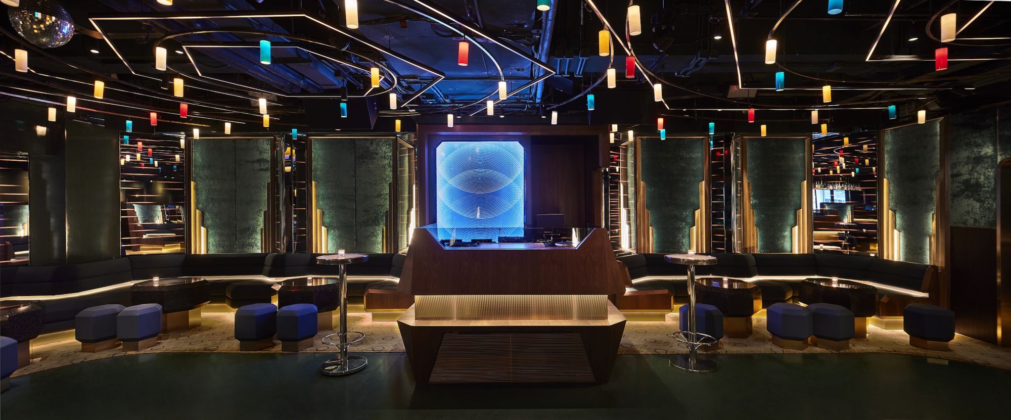 Daft Punk’s Creative Director Gives Hong Kong Nightclub A Futuristic Design