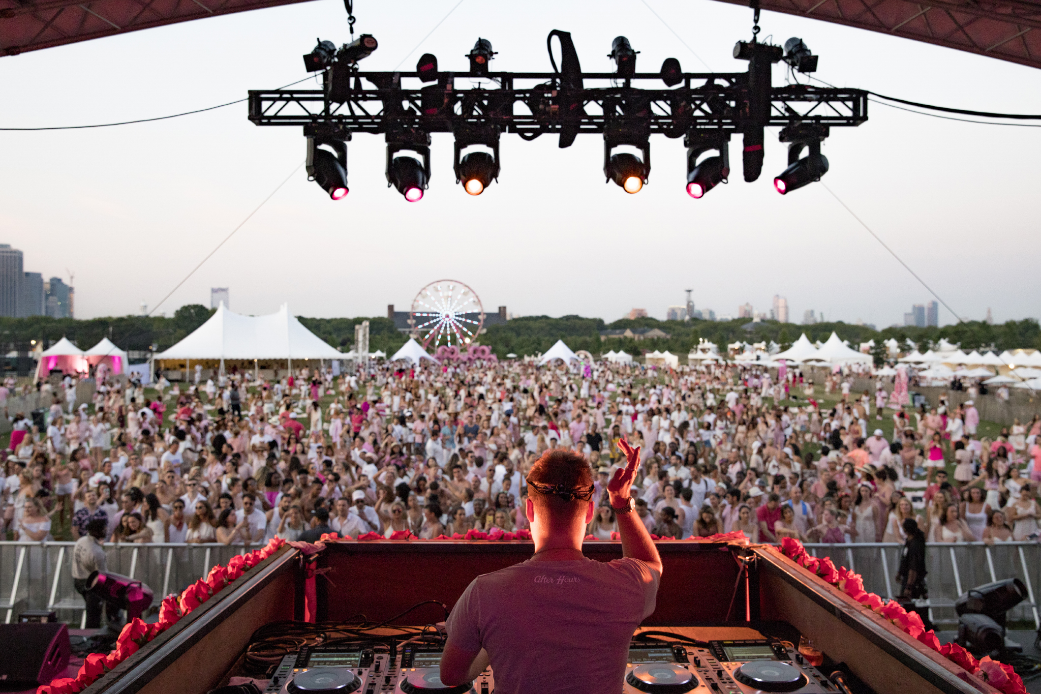 Pinknic NYC’s biggest summer picnic and music festival returns to Governors Island