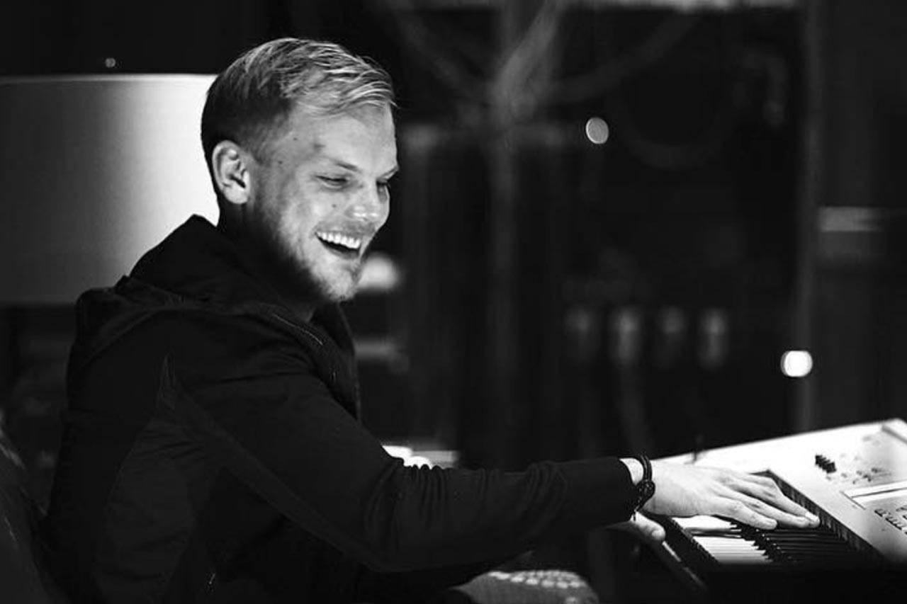 Avicii’s Official Biography is Now Available
