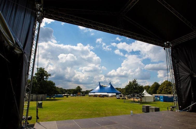 UK Has Its Own “Fyre Festival” After Metrofest Attendees Left Stranded
