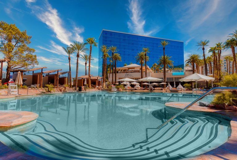 Celebrate EDC Weekend In Style At The Élia Beach Club Las Vegas, With Dreamstate + More
