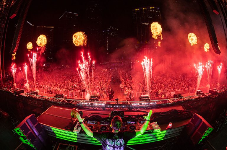 Hardwell Debuts New Sound With New Singles ‘Broken Mirror’ & ‘Into The Unknown’