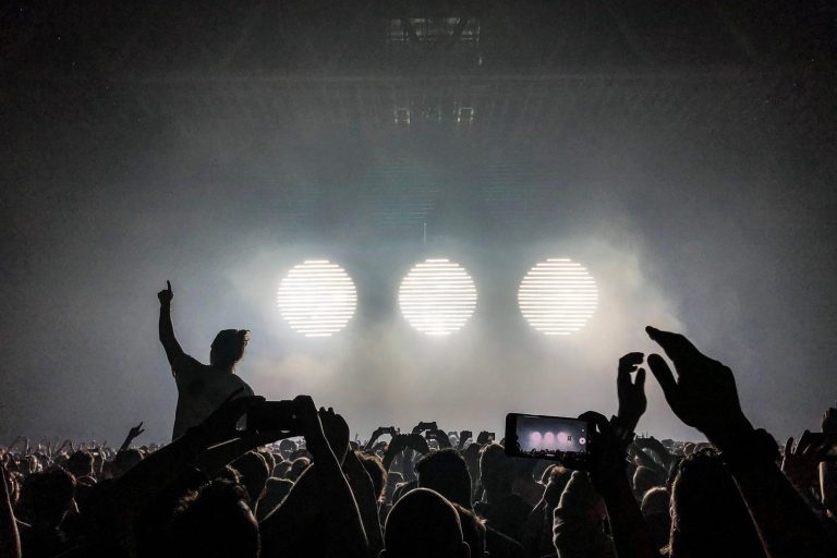 Fans Annoyed After Swedish House Mafia Failed to Play New Track in Roblox