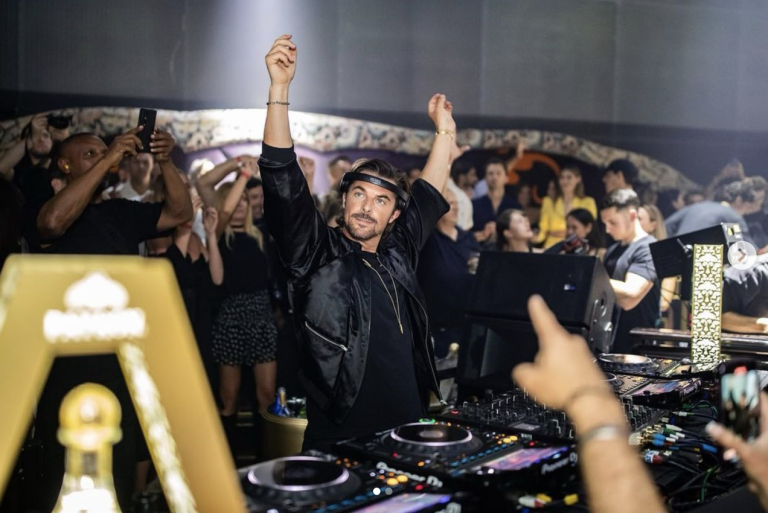 Axwell Shares Free Download of ‘Underneath It All’