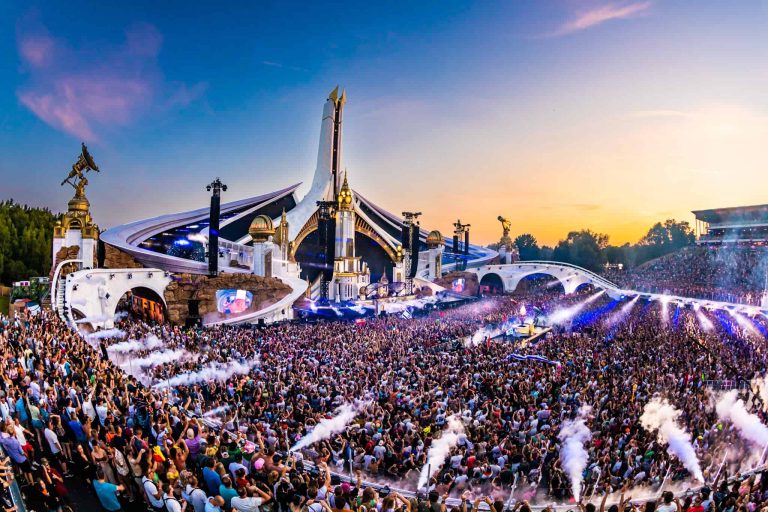 Tomorrowland Releases Live Stream Times For First Weekend