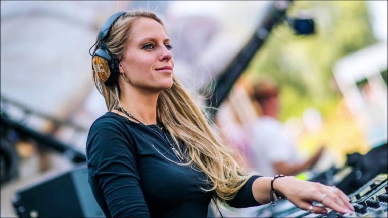 Nora En Pure Releases First Single of 2024, Freyja