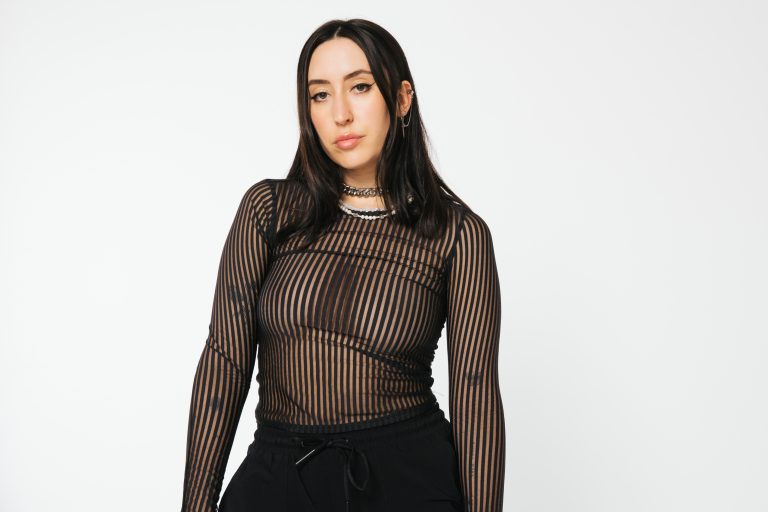 [INTERVIEW] Elohim Discusses New Single ‘Can’t Remember Your Name’