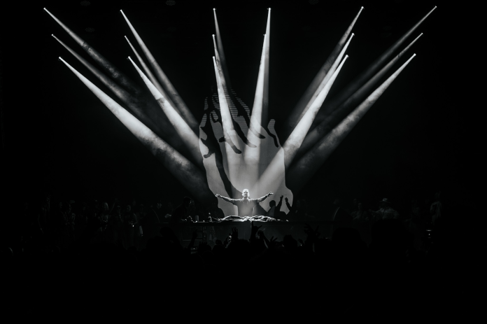 Papa Roach Tour 2025 promotional image