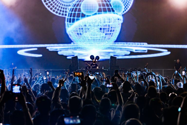 deadmau5 Spotted Playing i_o Tribute ID ‘input_output’ At Brooklyn Mirage