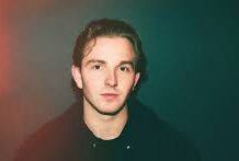 LAVERN Releases Addictive First Single of 2026 ‘In My Head’